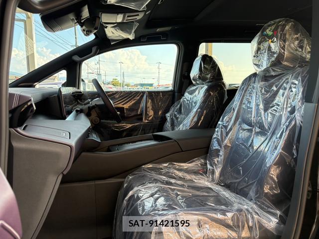 Nissan ELGRAND 2026-08 8647469-13