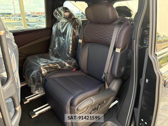 Nissan ELGRAND 2026-08 8647469-17