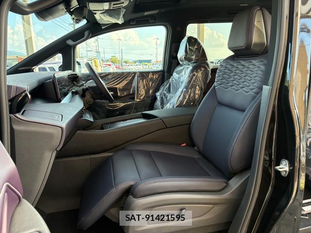 Nissan ELGRAND 2026-08 8647469-6