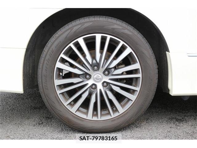 Nissan ELGRAND 2018-01 8647696-13