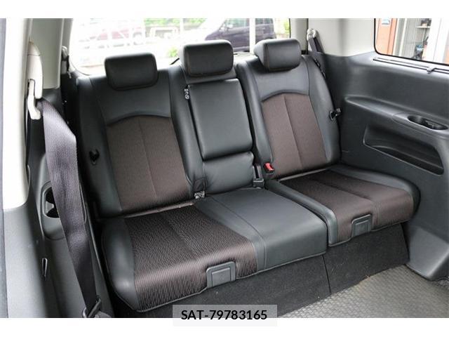 Nissan ELGRAND 2018-01 8647696-16