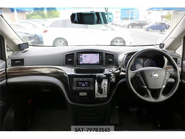 Nissan ELGRAND 2018-01 8647696-17
