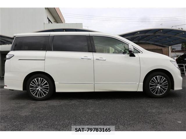 Nissan ELGRAND 2018-01 8647696-8