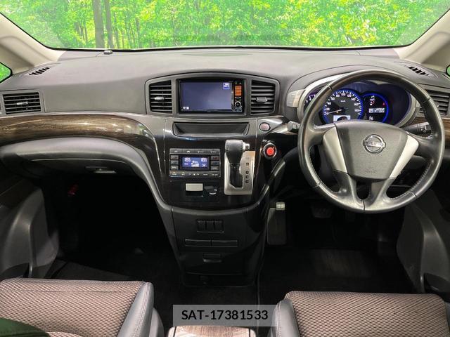 Nissan ELGRAND 2012-03 8647862-1