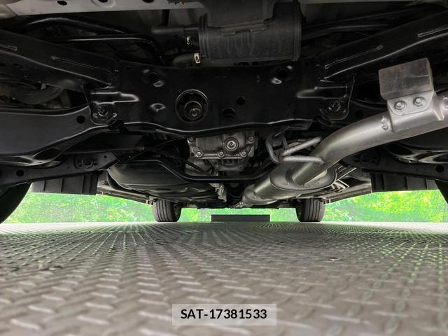 Nissan ELGRAND 2012-03 8647862-19