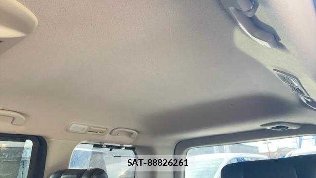 Nissan ELGRAND 2012-08 8648495-16