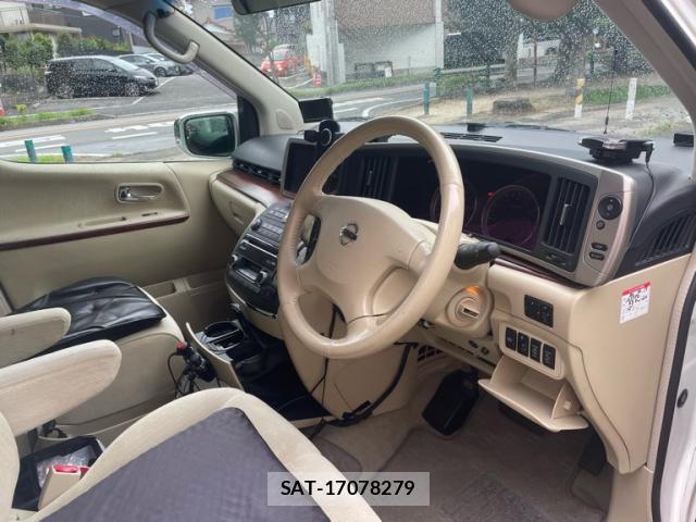 Nissan ELGRAND 2005-10 8648527-7