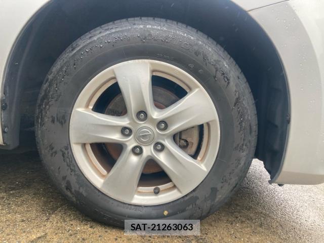 Nissan ELGRAND 2014-07 8648697-6