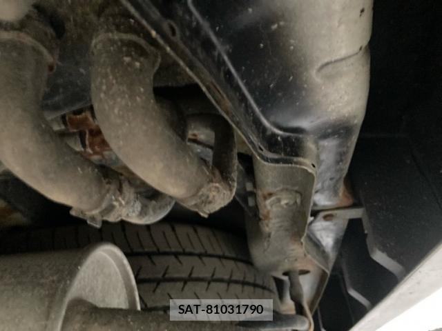 Nissan ELGRAND 2008-06 8648735-8