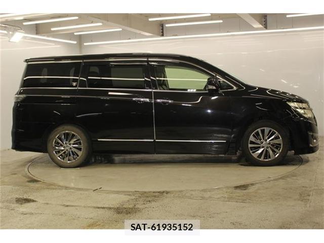 Nissan ELGRAND 2014-05 8649564-3