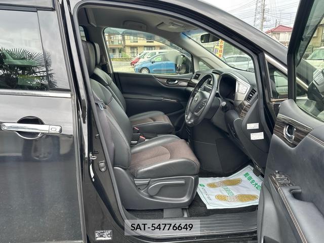 Nissan ELGRAND 2017-09 8649916-9