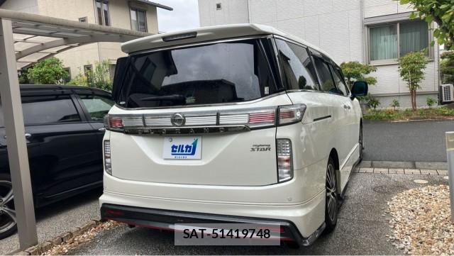 Nissan ELGRAND 2018-10 8651399-12