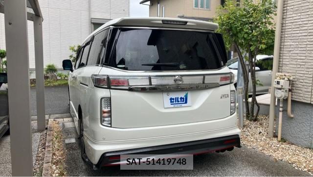 Nissan ELGRAND 2018-10 8651399-13