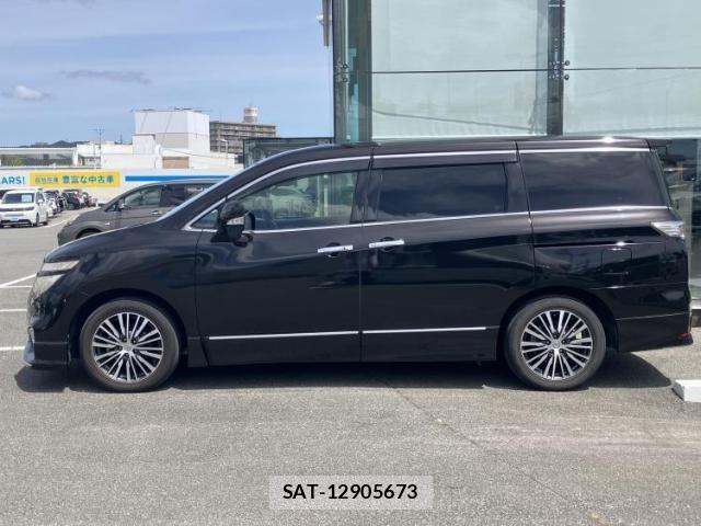 Nissan ELGRAND 2014-06 8651590-1
