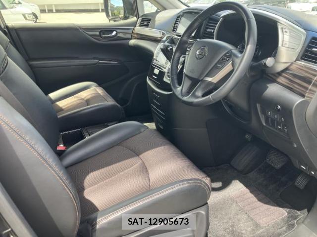 Nissan ELGRAND 2014-06 8651590-3