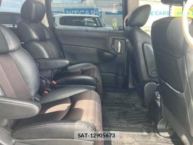 Nissan ELGRAND 2014-06 8651590-4