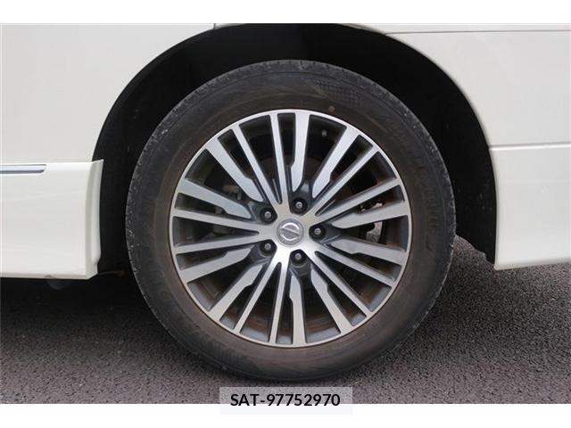 Nissan ELGRAND 2019-12 8651890-15