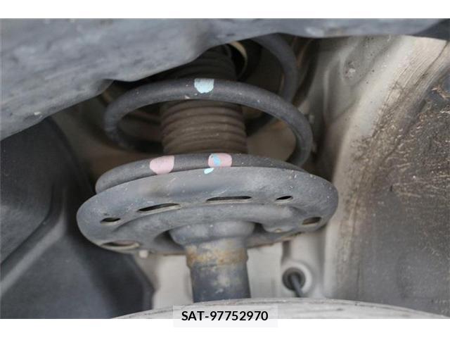 Nissan ELGRAND 2019-12 8651890-19