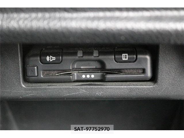 Nissan ELGRAND 2019-12 8651890-4
