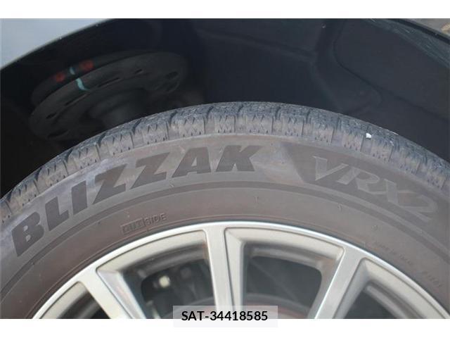Nissan ELGRAND 2023-03 8651965-11