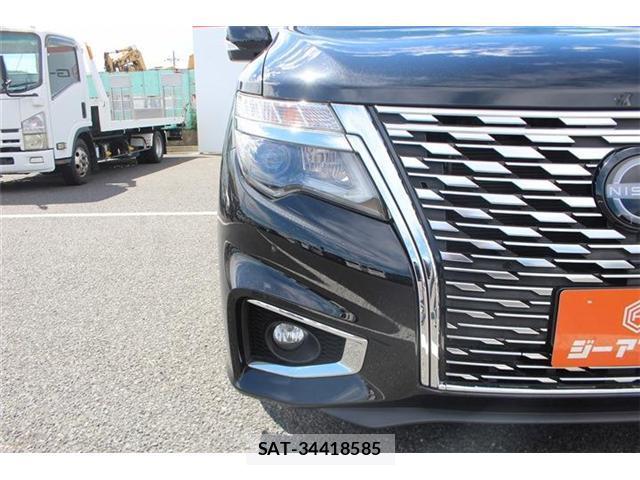 Nissan ELGRAND 2023-03 8651965-12