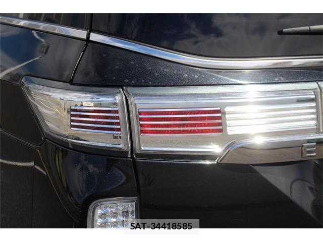 Nissan ELGRAND 2023-03 8651965-14