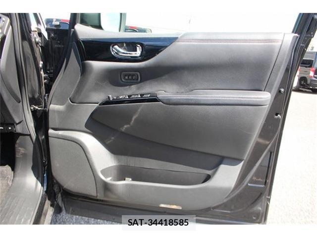 Nissan ELGRAND 2023-03 8651965-17