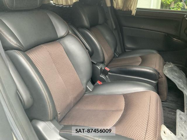 Nissan ELGRAND 2011-07 8653132-10