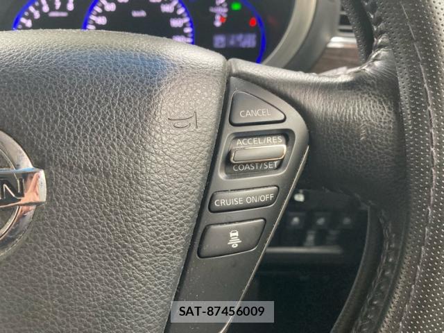 Nissan ELGRAND 2011-07 8653132-18