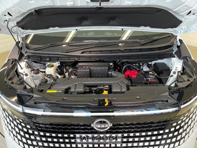 Nissan ELGRAND 2026-08 8653248-13