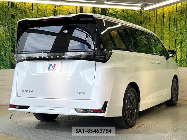 Nissan ELGRAND 2026-08 8653248-17
