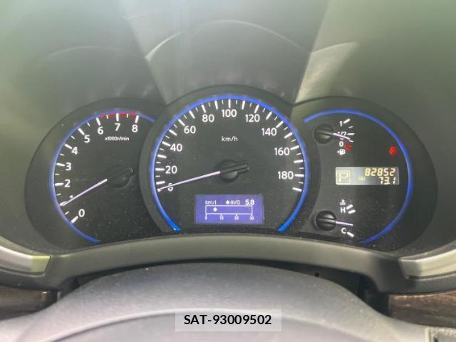 Nissan ELGRAND 2013-05 8653536-14