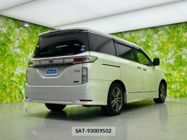 Nissan ELGRAND 2013-05 8653536-2