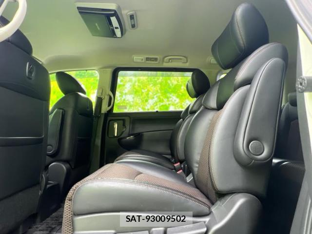 Nissan ELGRAND 2013-05 8653536-6