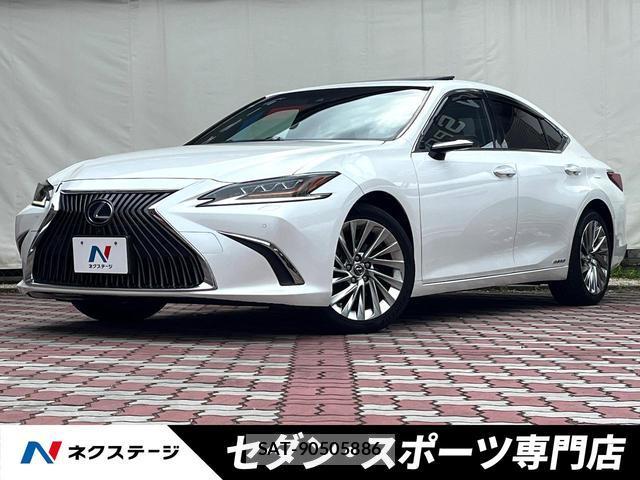 Lexus ES 2019-10 8648321-0