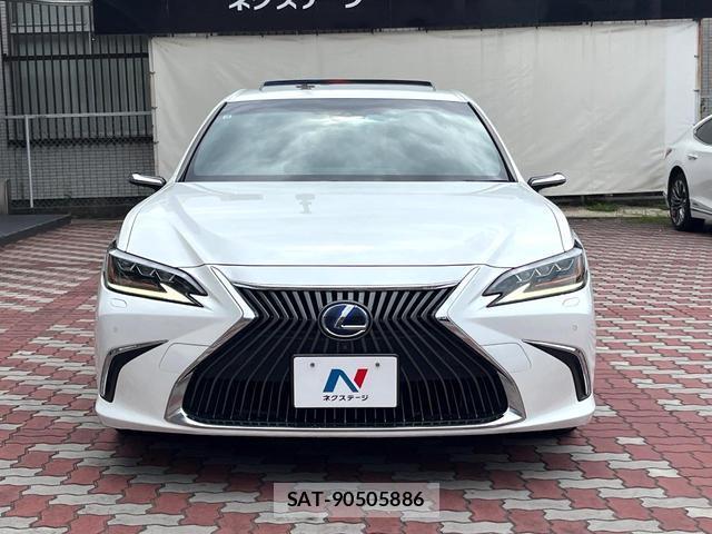 Lexus ES 2019-10 8648321-13