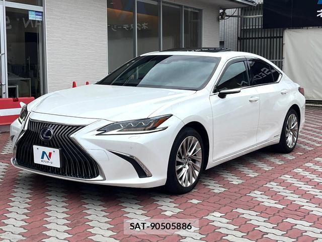 Lexus ES 2019-10 8648321-15