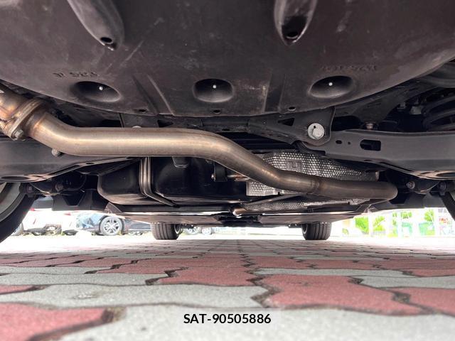 Lexus ES 2019-10 8648321-18