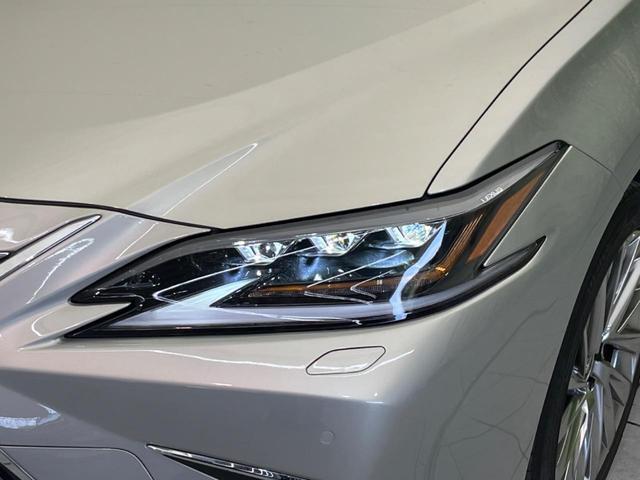 Lexus ES 2019-08 8650781-11