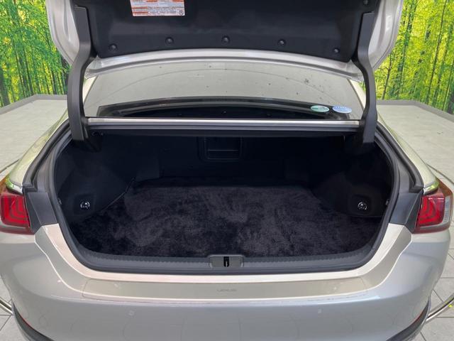 Lexus ES 2019-08 8650781-9