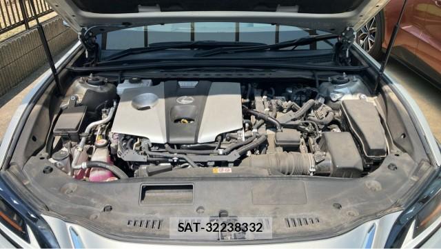 Lexus ES 2019-12 8651293-7