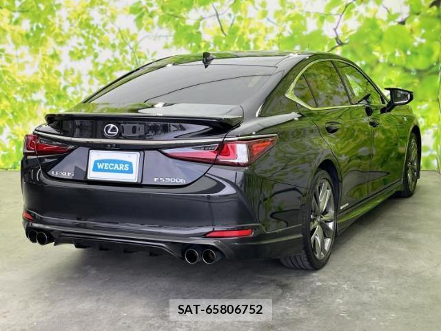 Lexus ES 2022-01 8653644-2