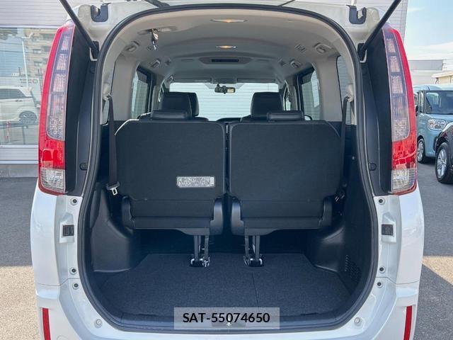 Toyota ESQUIRE 2015-09 8648245-10