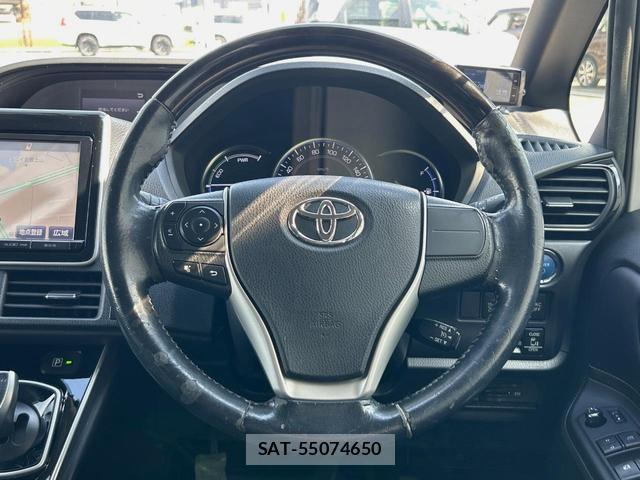 Toyota ESQUIRE 2015-09 8648245-11