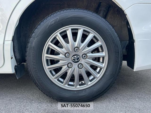 Toyota ESQUIRE 2015-09 8648245-12