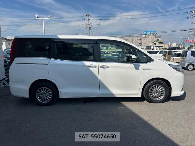 Toyota ESQUIRE 2015-09 8648245-17