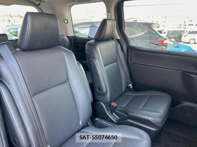 Toyota ESQUIRE 2015-09 8648245-8