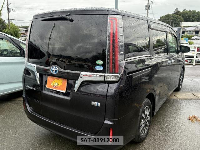 Toyota ESQUIRE 2017-07 8649498-1