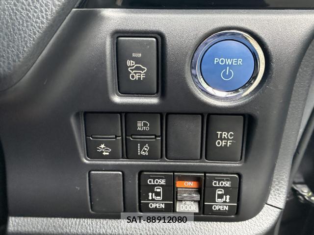 Toyota ESQUIRE 2017-07 8649498-16
