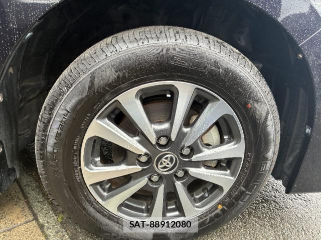 Toyota ESQUIRE 2017-07 8649498-18